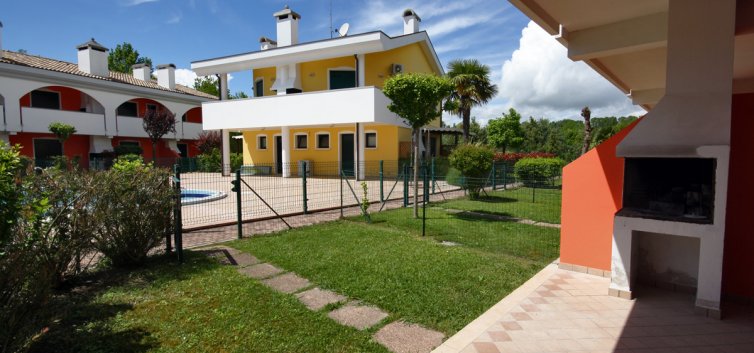 RESIDENCE LEOPARDI